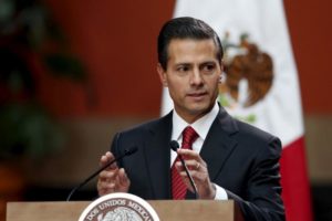 Mexico's President Enrique Pena Nieto speaks during a news conference at the National Palace in Mexico City, Mexico January 8, 2016. REUTERS/Edgard Garrido